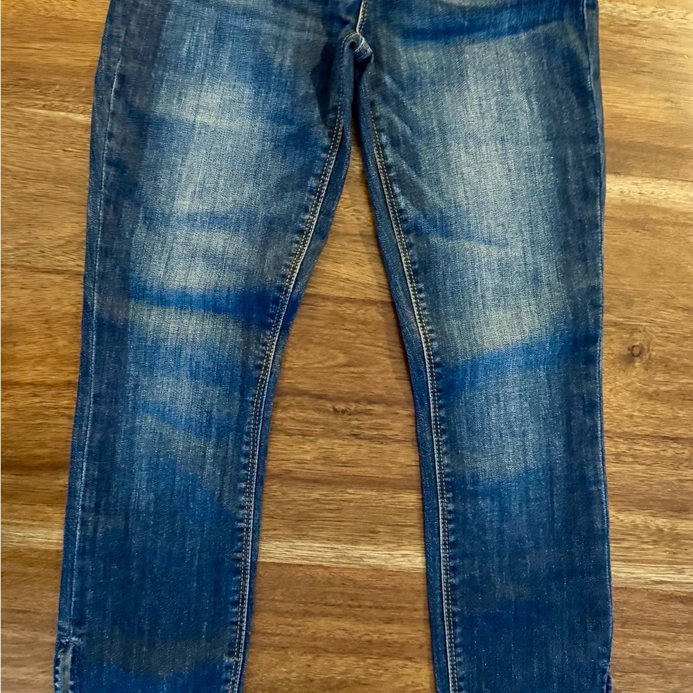 Stylish Women's Skinny Jeans
